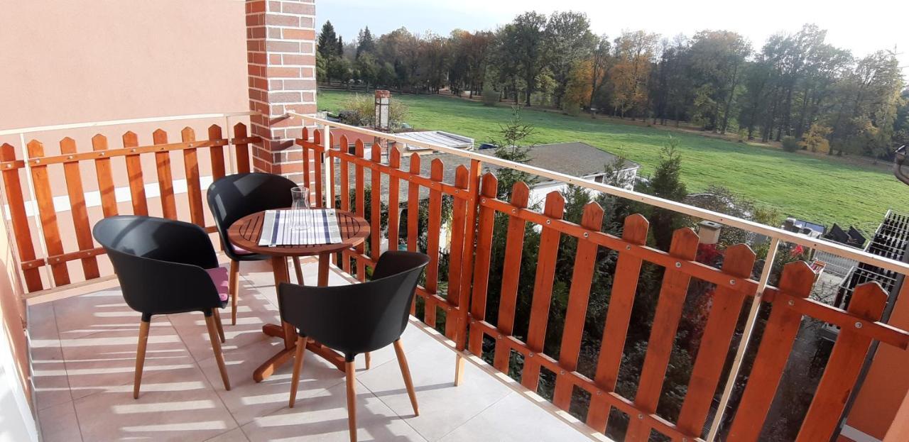 Three Apartment Františkovy Lázně Εξωτερικό φωτογραφία
